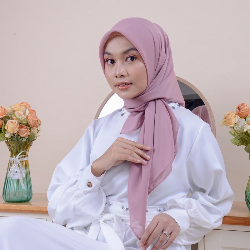 Meisha Square Hijab Segi Empat Basic Katun Voal Paris Jahit Tepi Premium