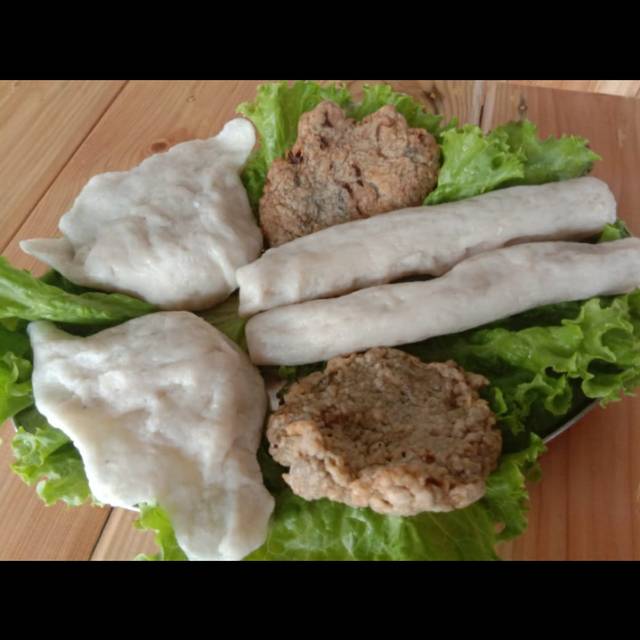 

Pempek Kapal Selam Asli Tenggiri