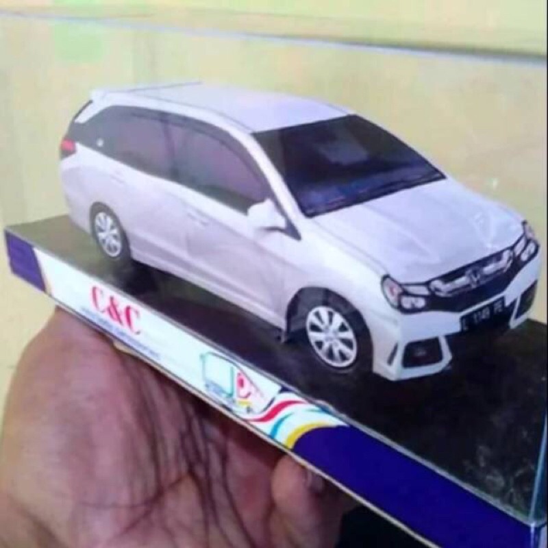 miniatur mobil Honda mobilio