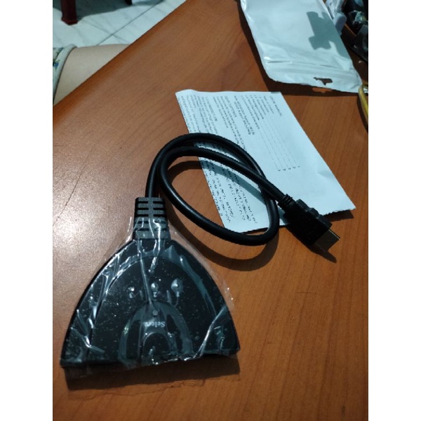 HDMI Switch 3 port HDMI Switcher 3 port - HDMI Switcher packing dus