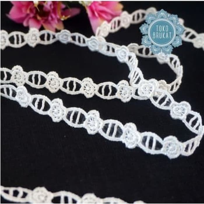 Kain Renda Bordir Giper - Bunga Kecil - 05980 (L :-/+ 1 cm)