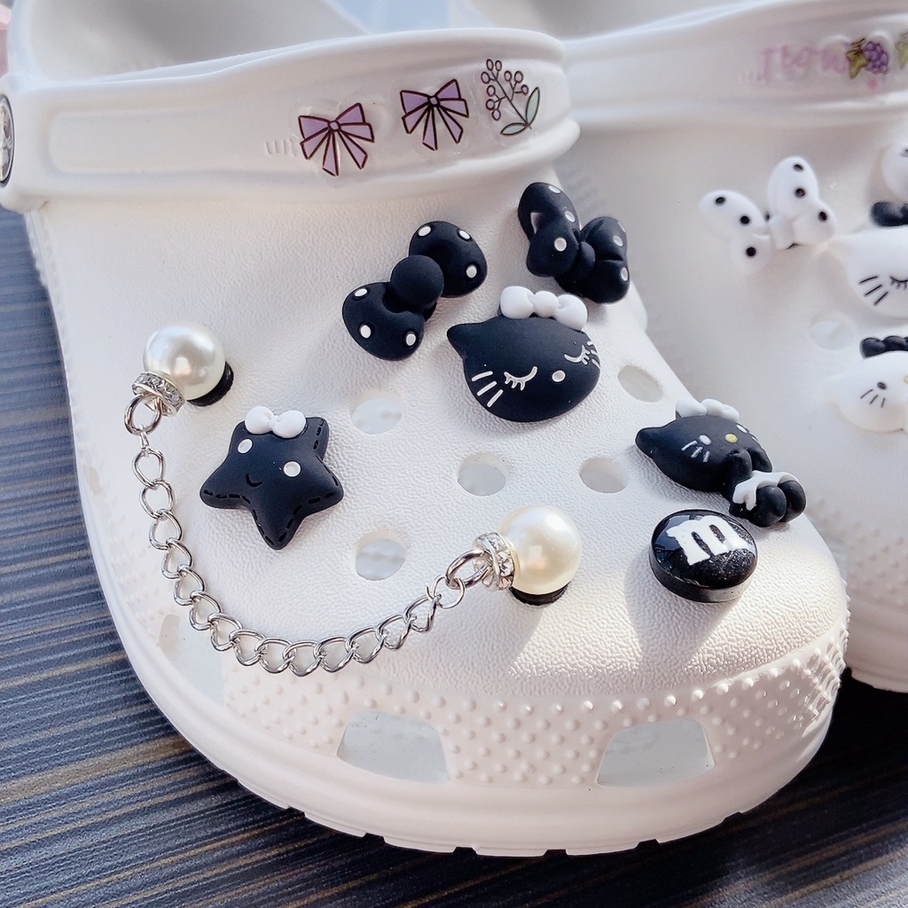 Jibbitz 14pcs / Set Charm / Charm / Charm / Charm / Charm Gelang DIY Bentuk Hello Kitty Crocs / jibbitz