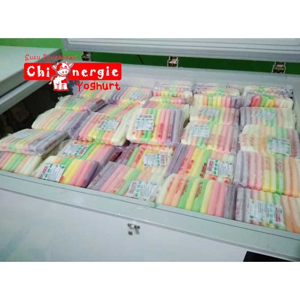 

Chinergie Yogurt isi 30pcs Mini Stick Es Susu Rasa Buah Segar