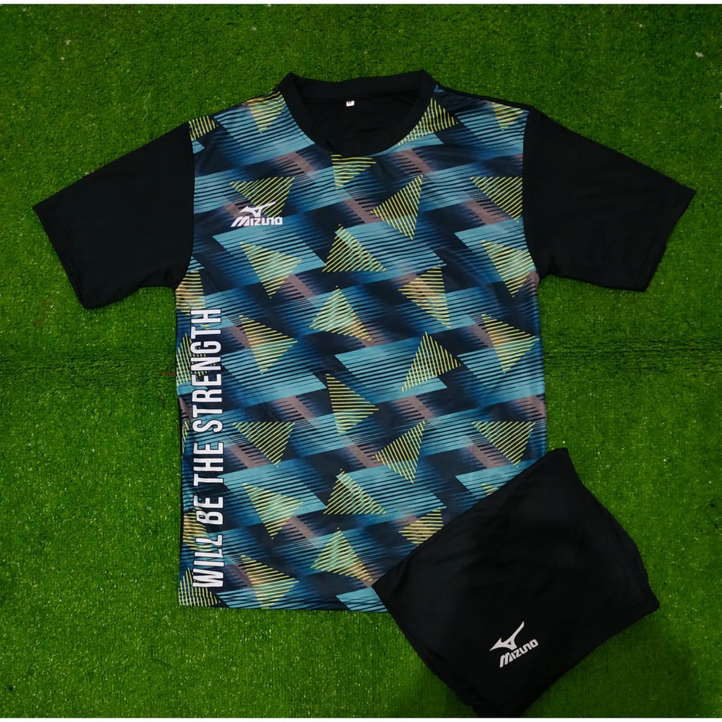 1 SET PAKAIAN OLAHRAGA PRIA BAJU FUTSAL KAOS LARI BAJU JOGGING MURAH BADMINTON VOLLY MIZUNO GROSIR