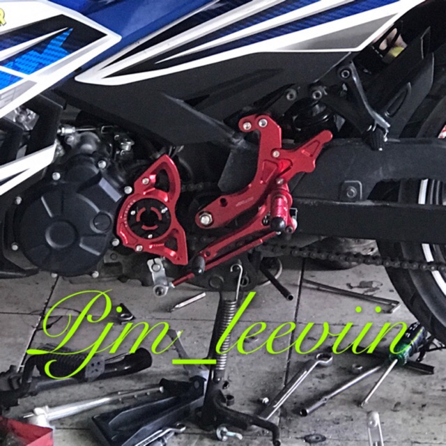 Cover Tutup Gear Depan Cnc Universal Buat Motor Vixion/Mx King/R15 V2/V3/Xabre