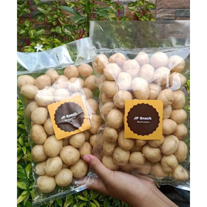 

KERUPUK TENGIRI 100 GRAM CAMILAN ENak