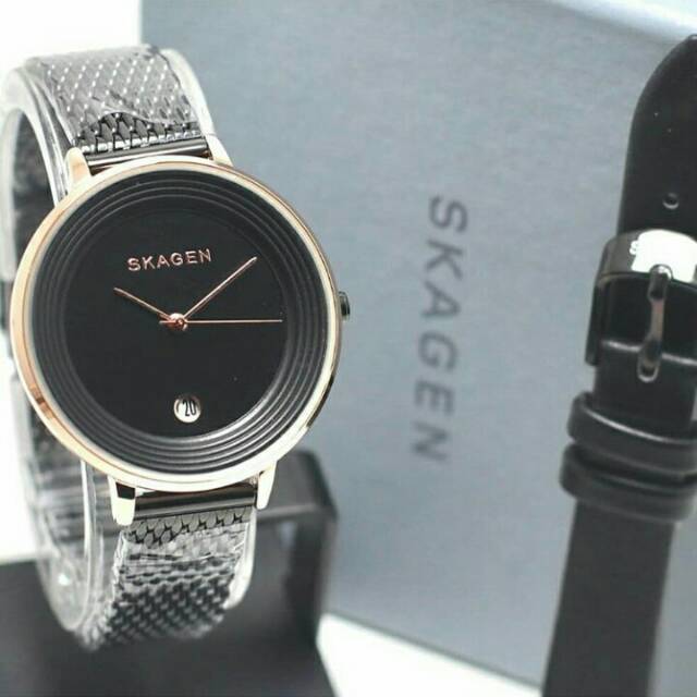 NEW JAM TANGAN WANITA SKAGEN RANTAI PASIR BLACK GOLD SK-2333 UDAH PAKAI BOX