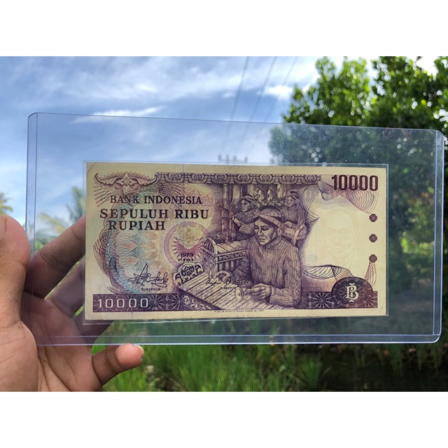 Uang Kuno 10000 Gamelan XF 01
