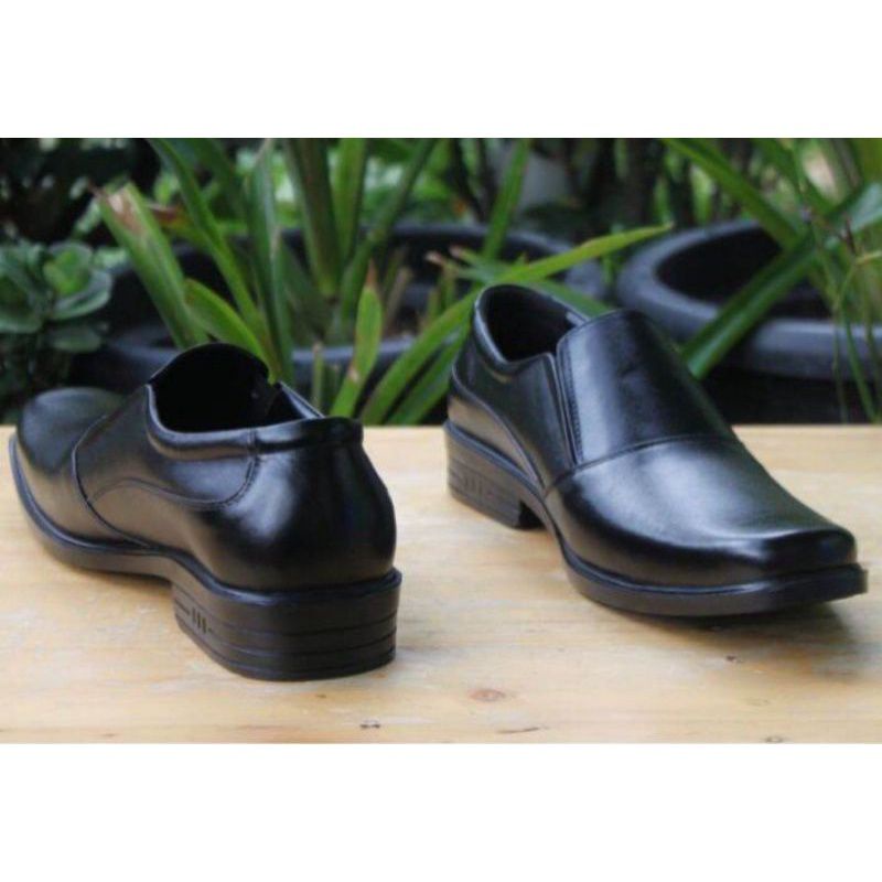 sepatu pantofel pria sepatu pantofel termurah sepatu pantofel terlaris pria sepatu pantofel formal pria