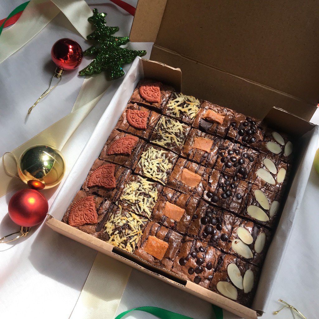 Jual Premium Brownies Panggang 20x20/Brownies Fudgy/Hampes Natal/Kado  Ulangtahun | Shopee Indonesia