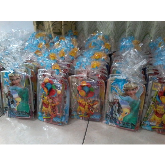 

Limited Set Alat Tulis Paket Lengkap Murah Berkualitas