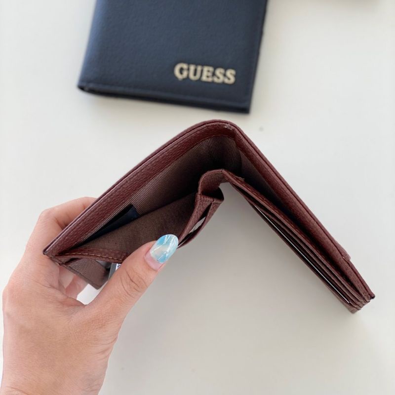 10.10 SALE | GUESSS MEN WALLET