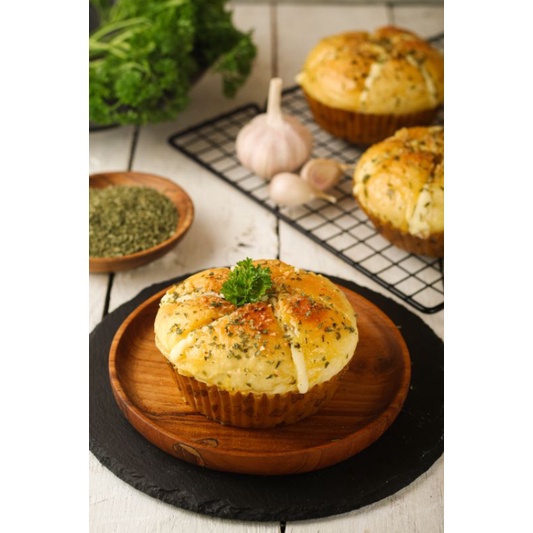 

Korean garlic cheese bread