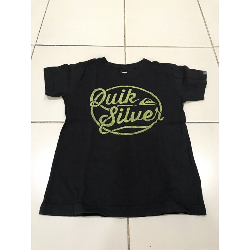 Preloved Kaos Anak Laki Quiksilver Size 4