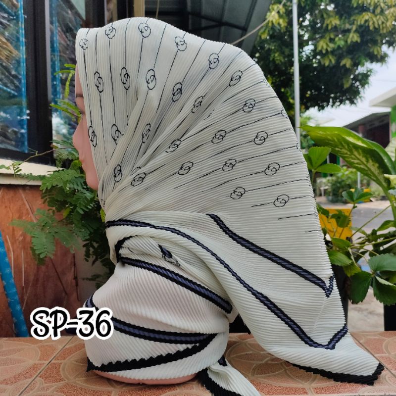 SEGIEMPAT PLISKET MOTIF / JILBAB SEGIEMPAT PLISKET / SEGIEMPAT VOAL / SEGI EMPAT PLISKET / VOAL MOTIF / JILBAB PLISKET-Sp-36