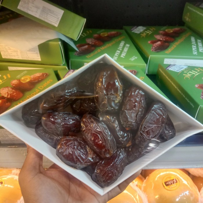 

Kurma Terbaru - Kurma Medjool Palestina Super Jumbo Premium