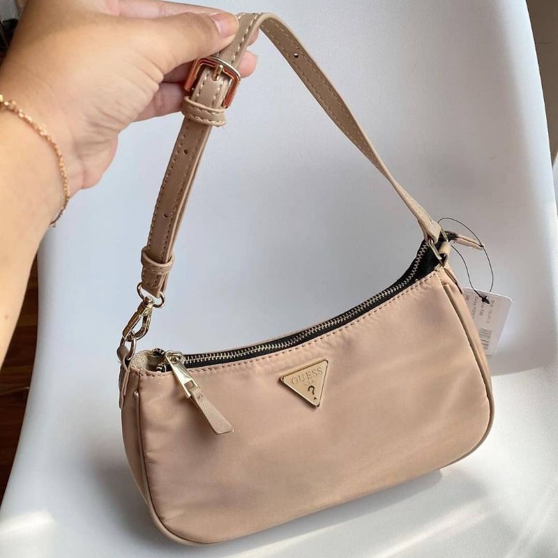 12.12 SALE | GUESSS paris shoulder bag