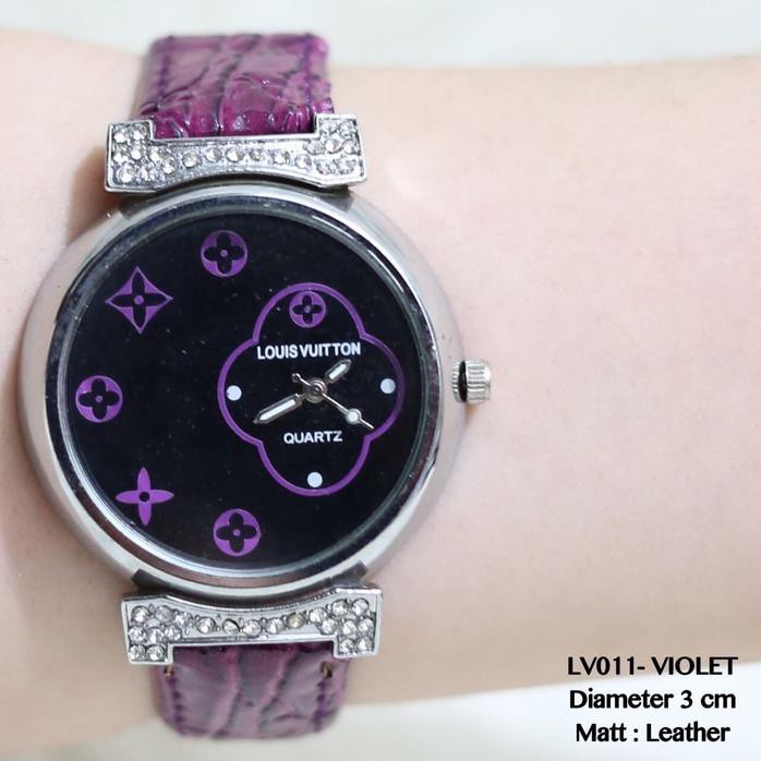 Cuci Gudang Jam Tangan Lv Louis Vuitton Kulit Ring Silver Leather Grosir Termurah