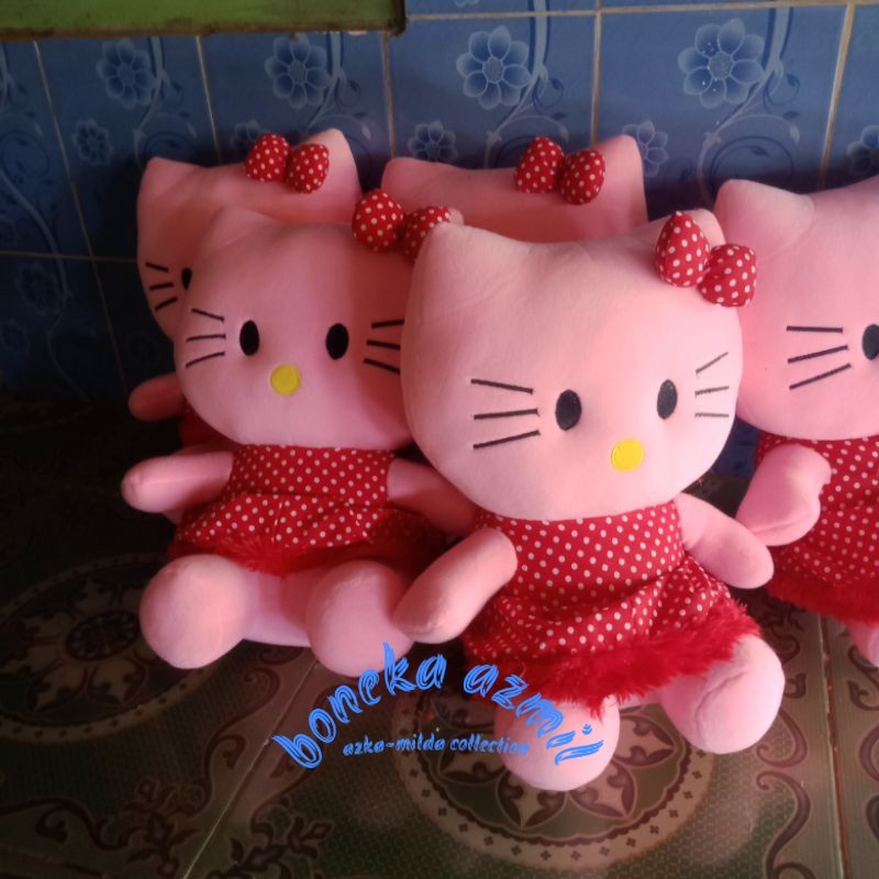 Boneka hello kity size l / love