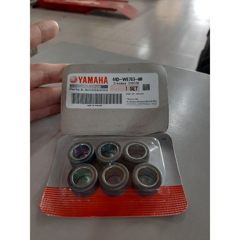 ROLLER XEON, NMAX, MIO M3. ORIGINAL YAMAHA