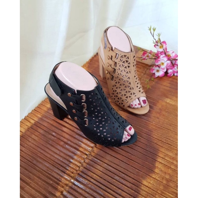 HINDITO SEPATU TALI TUMIT TAHU IMPORT