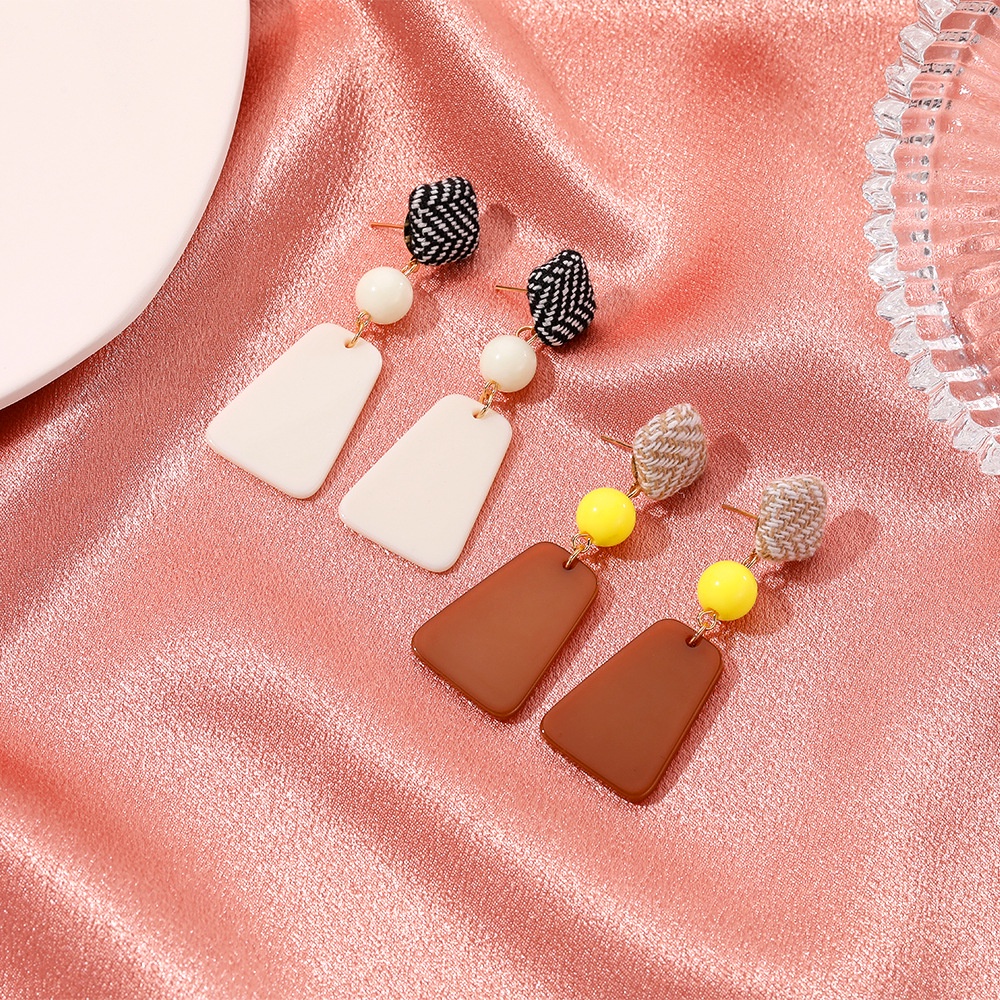 【CandyCat】Ins anting-anting wanita liontin bentuk geometris Anting jahitan tenunan Houndstooth-2