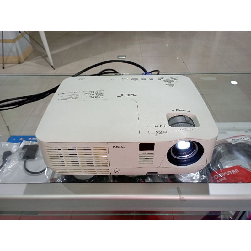 proyektor nec v260 second/ bekas normal bagus