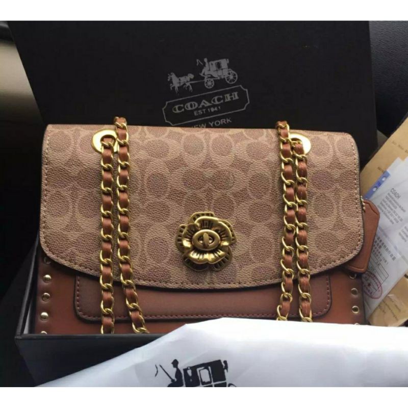 tas selempang coach wanita