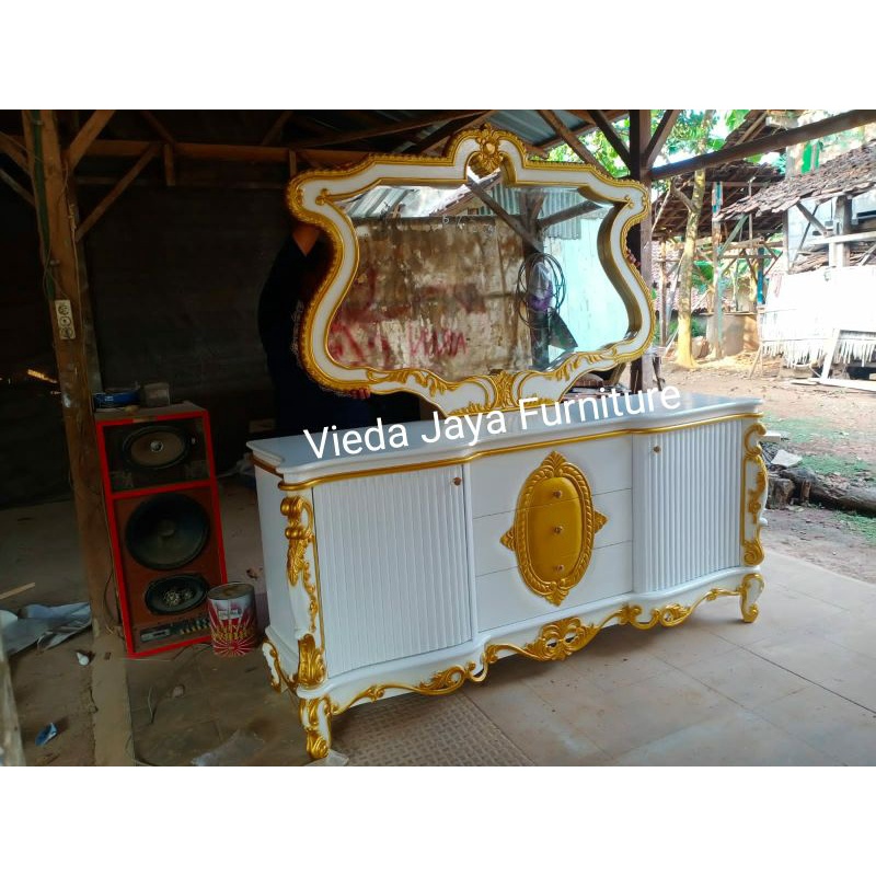 BUFET CERMIN HIAS UKIR MEWAH CAT DUCO