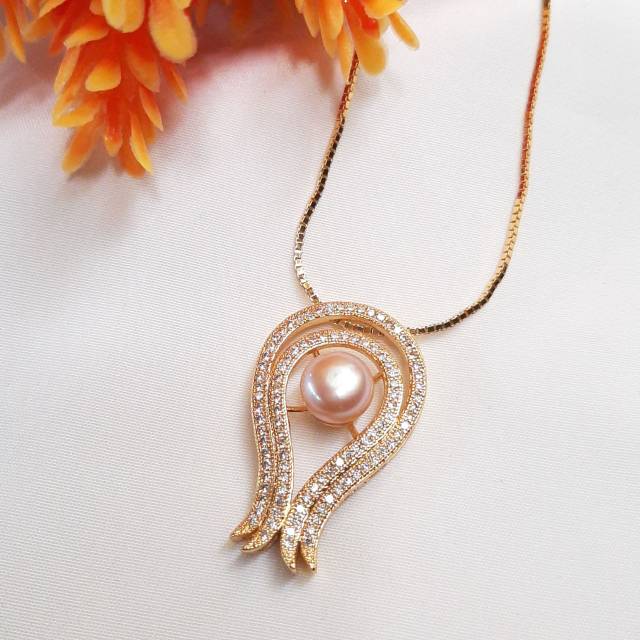 Liontin Kalung Mutiara Lombok