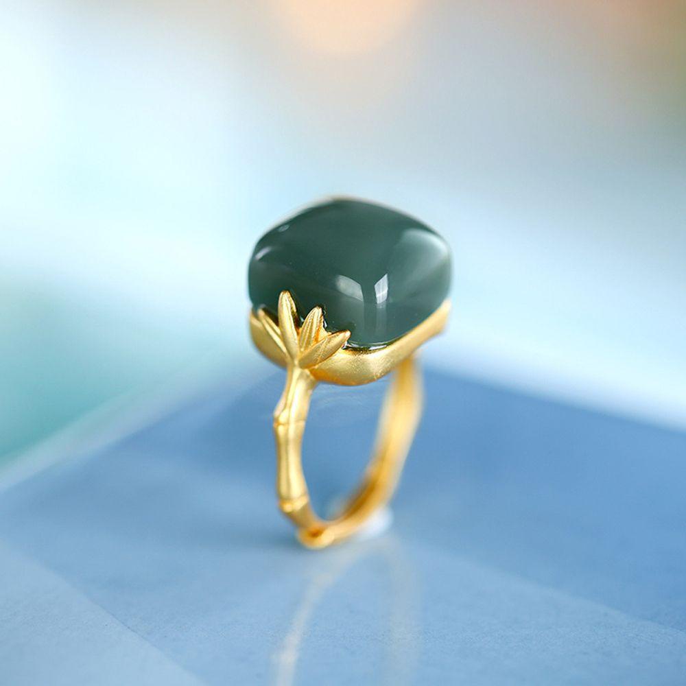 NEEDWAY Wanita Cincin Elegan Vintage Hijau Kotak Batu Imitasi Giok Pola Awan Menguntungkan Tembaga Desain Retro Ring