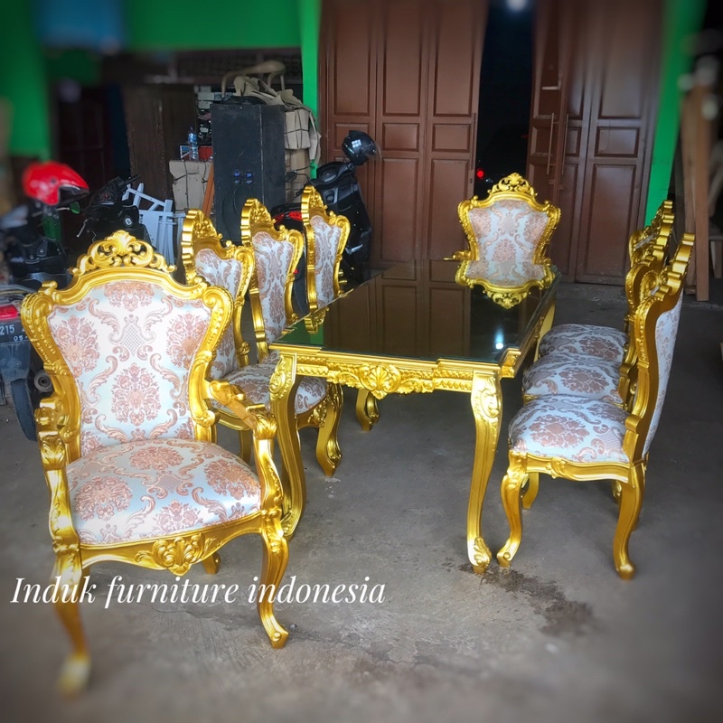 SET MEJA MAKAN UKIR GOLD MEWAH 8 KURSI.MEJA MAKAN 8 KURSI