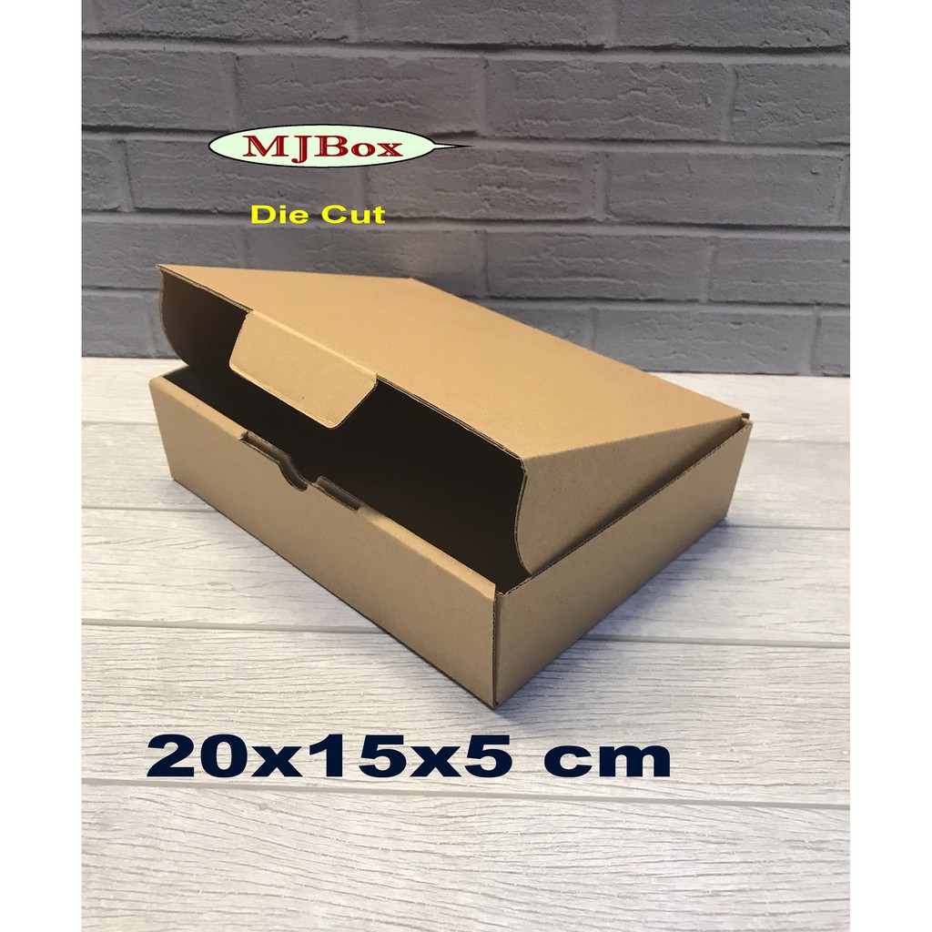 

Kardus box 20x15x5 cm kotak karton DieCut