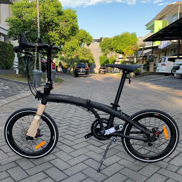 Sepeda Lipat Element ecosmo z10 coral black edition