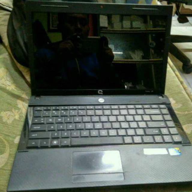 Laptop compaq 420, ram 2gb internal 320gb