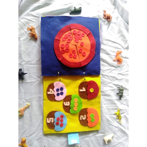 busy book / activity book / soft book / buku kain / buku flanel