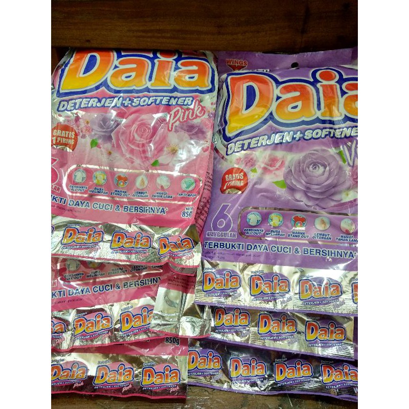 Daia 850gram detergen dan softener varian random, sabun cuci baju daia 850gram