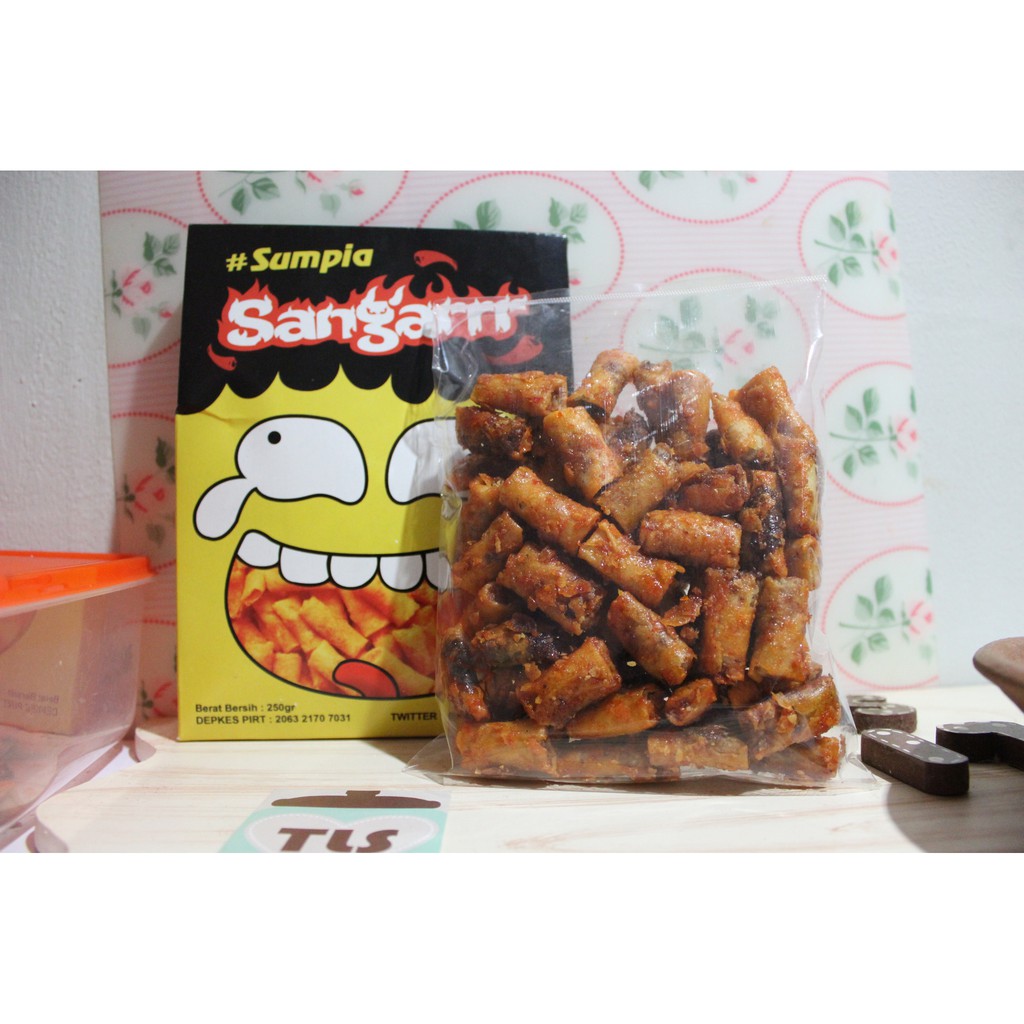 

Baru Sumpia Sambalado Balado / Keripik / Cemilan / Snack Pedas Murah