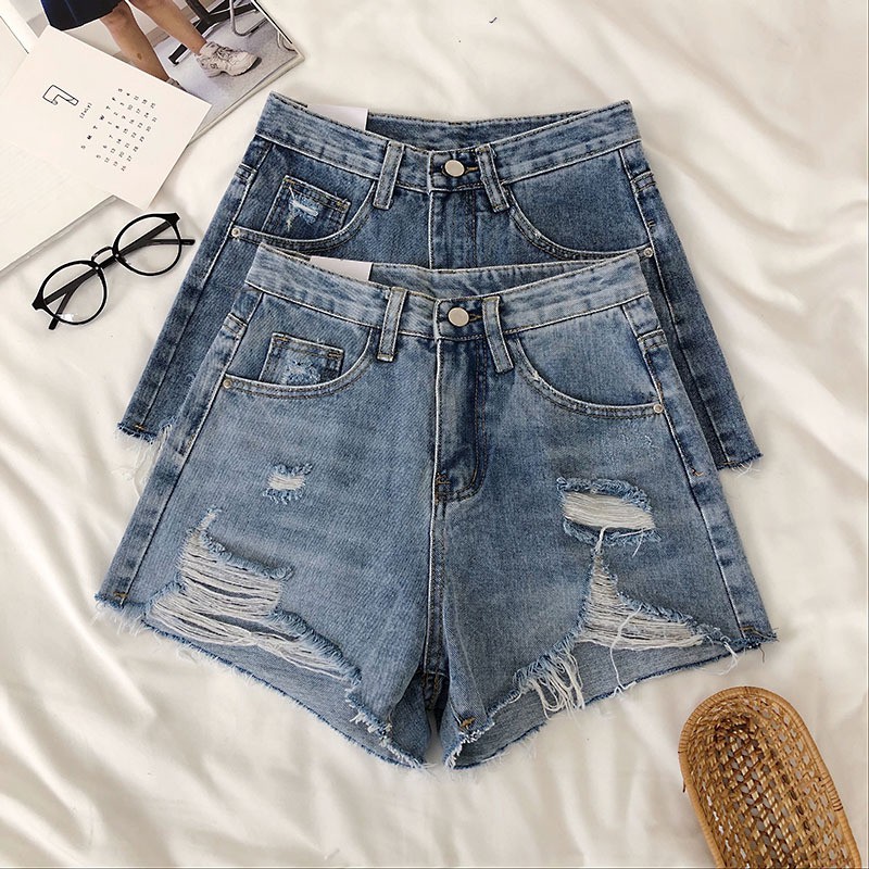  Celana  Pendek Model High Waist Lebar Desain  Lubang Bahan 