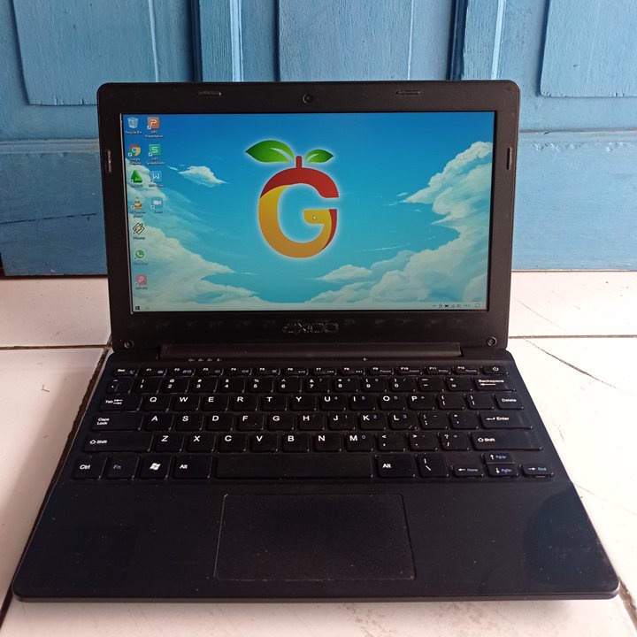 Axioo MyBook 11 Hitam Slim Tipis 12 inch  RAM 2GB Double Storage SSD HDD Netbook Second