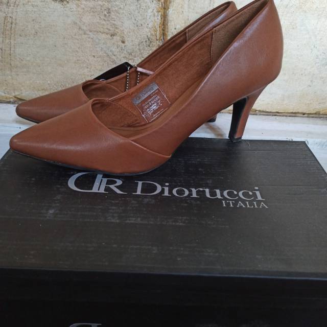 Preloved like new diorucci sale Payless heels sepatu kerja wanita pantofel shoes size 38