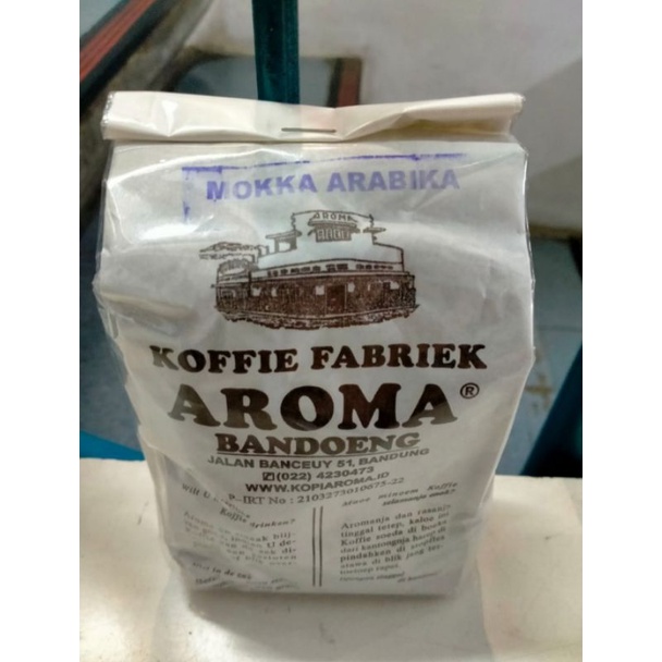 

Koffie Fabriek Aroma Bandoeng 250gr
