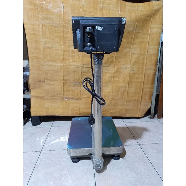 Timbangan Duduk Digital Barang 60kg atau 150kg Matrix