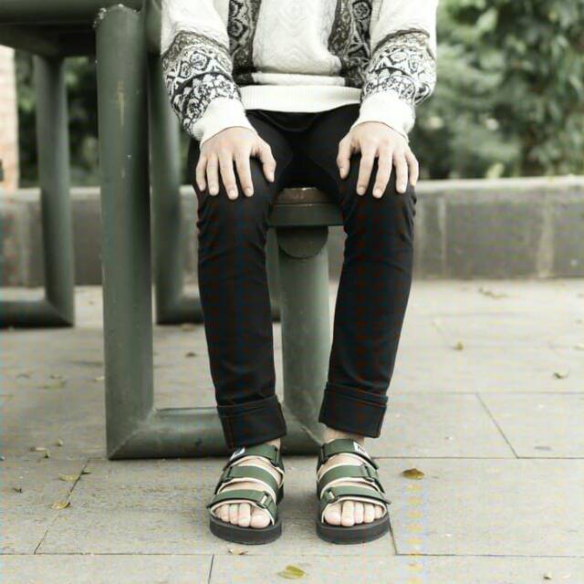 SANDAL TRAVELLING TUF SHOES REIWAL