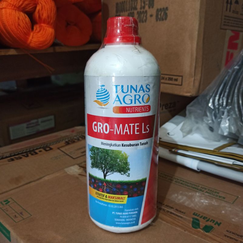 GRO-MATE LS 1 LITER MENINGKATKAN KESUBURAN TANAH