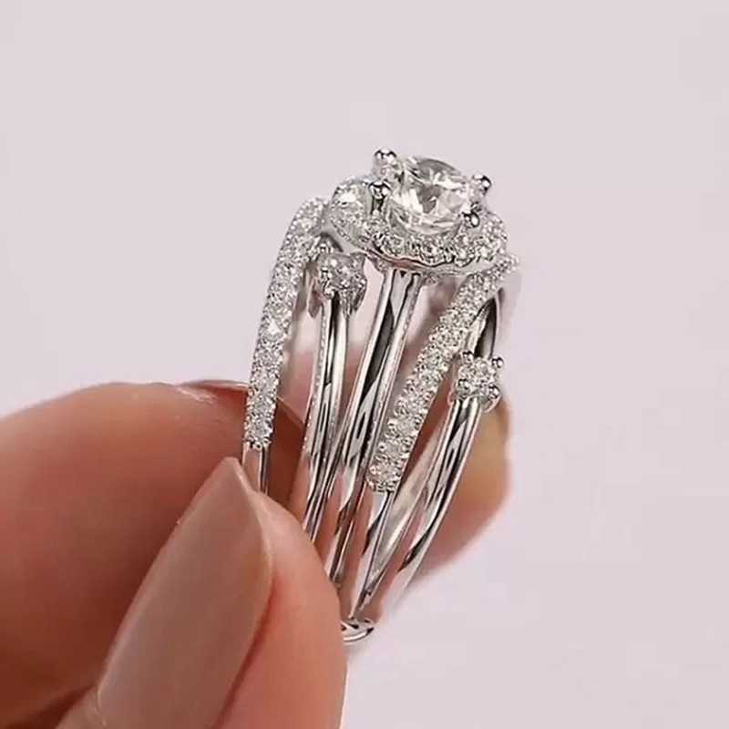 Cincin Wanita Model Silang Lebar Hias Cubic Zirconia Bling Warna Silver Untuk Pesta