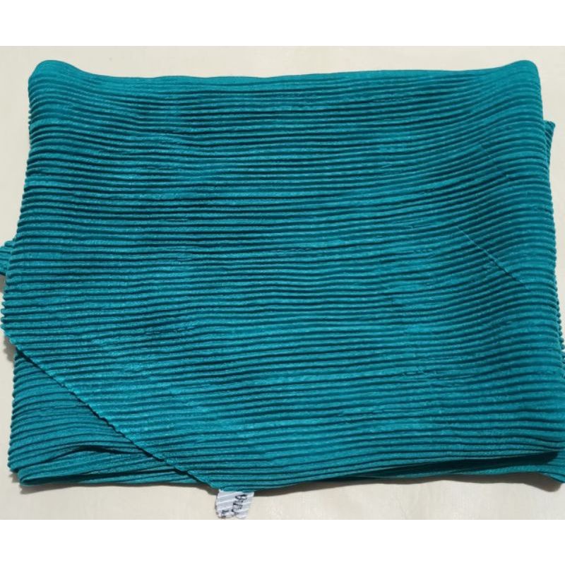 HIJAB SEGIEMPAT PLISKET BELLA SQUERE POLOS /HIJAB PLISKET/COD-Biru wardah