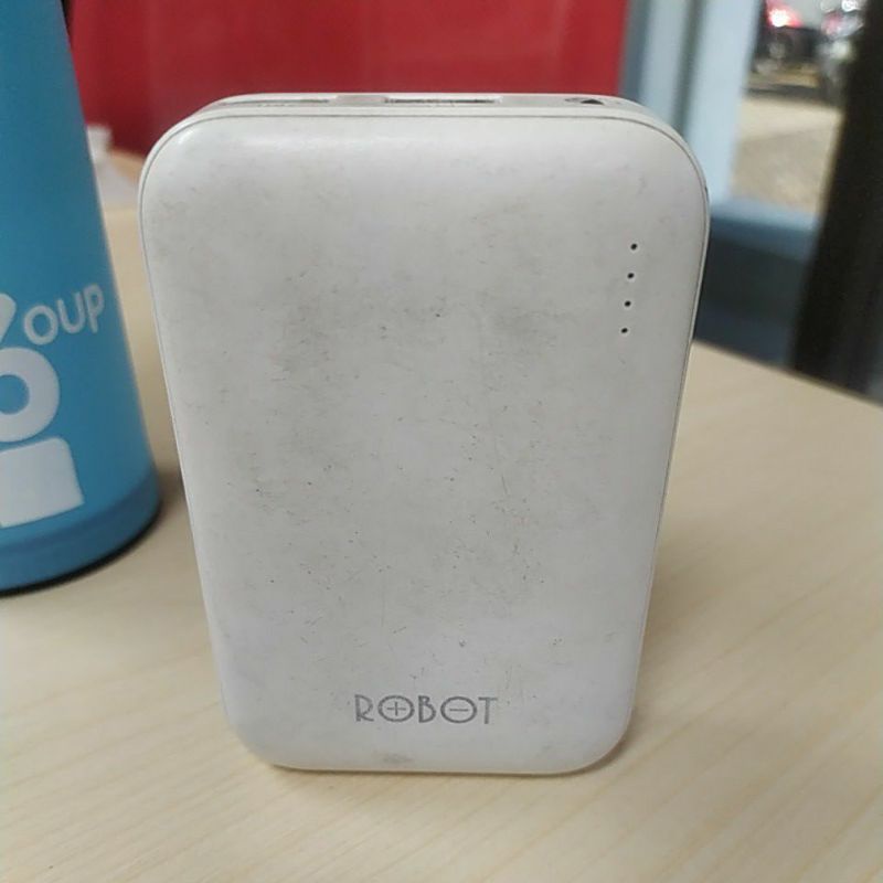 power bank robot