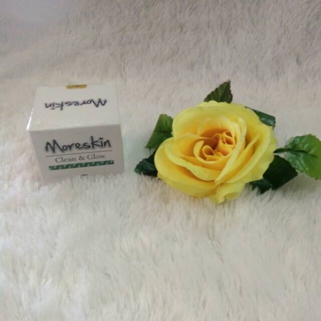 Moreskin Clean and Glow NASA