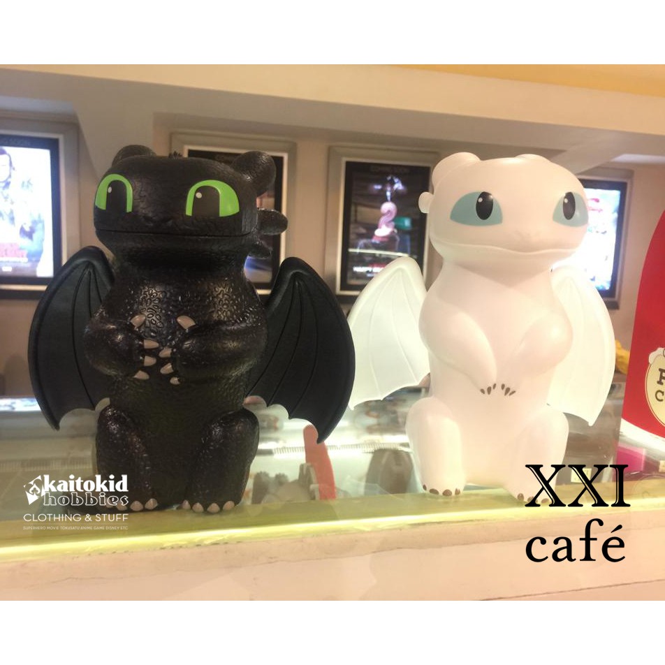 Botol Minum TOOTHLESS & LIGHT FURY dari XXI